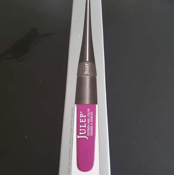 Julep - Plié Wand with Extra Cap & Precision Brush - Picture 2 of 4